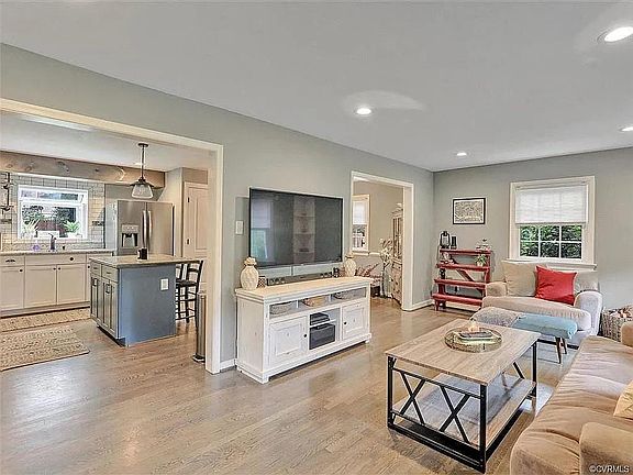 3rd image of 1808 Nortonia Rd