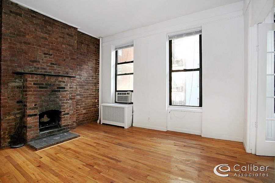 1st image of 305 E 91st St APT 3C