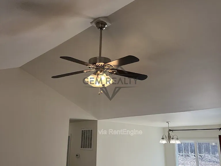 8326 Quicks Way — Photo 8
