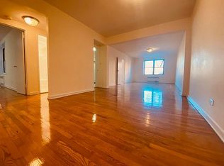 35-05 Parsons Blvd APT 5B, Flushing, NY 11354