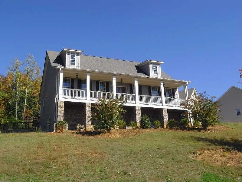 11 N Village Cir photo 1
