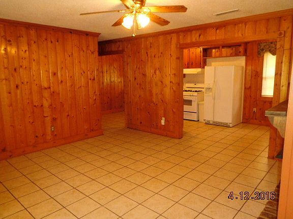 5th image of 130 Woodlawn Dr