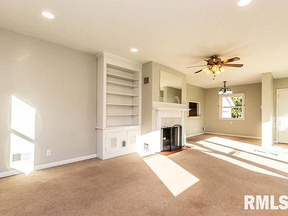 4th image of 1105 N Wildwood Ct