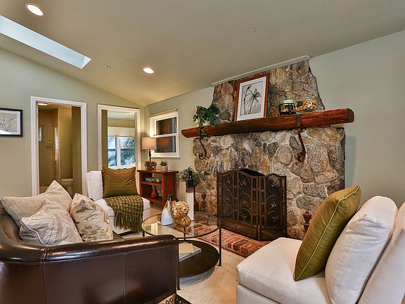 4th image of 757 Boulder Brook Dr