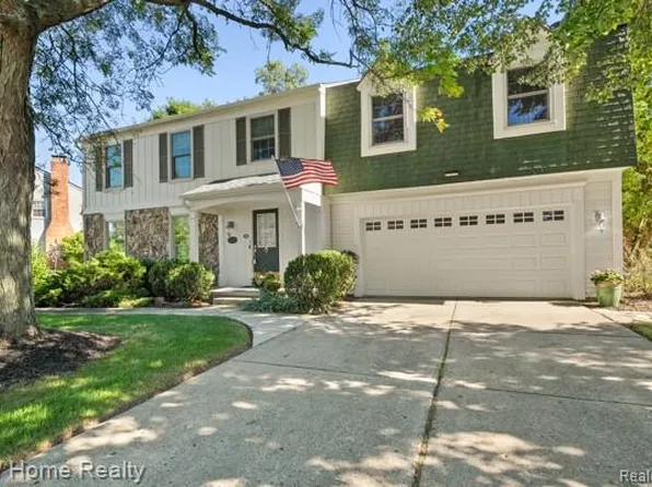 23482 Derby Ln, Farmington Hills, MI 48336