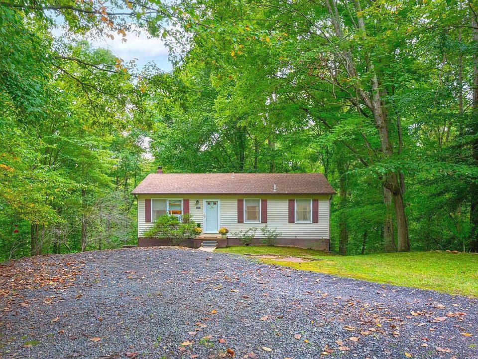 1st image of 26816 Pine Dr
