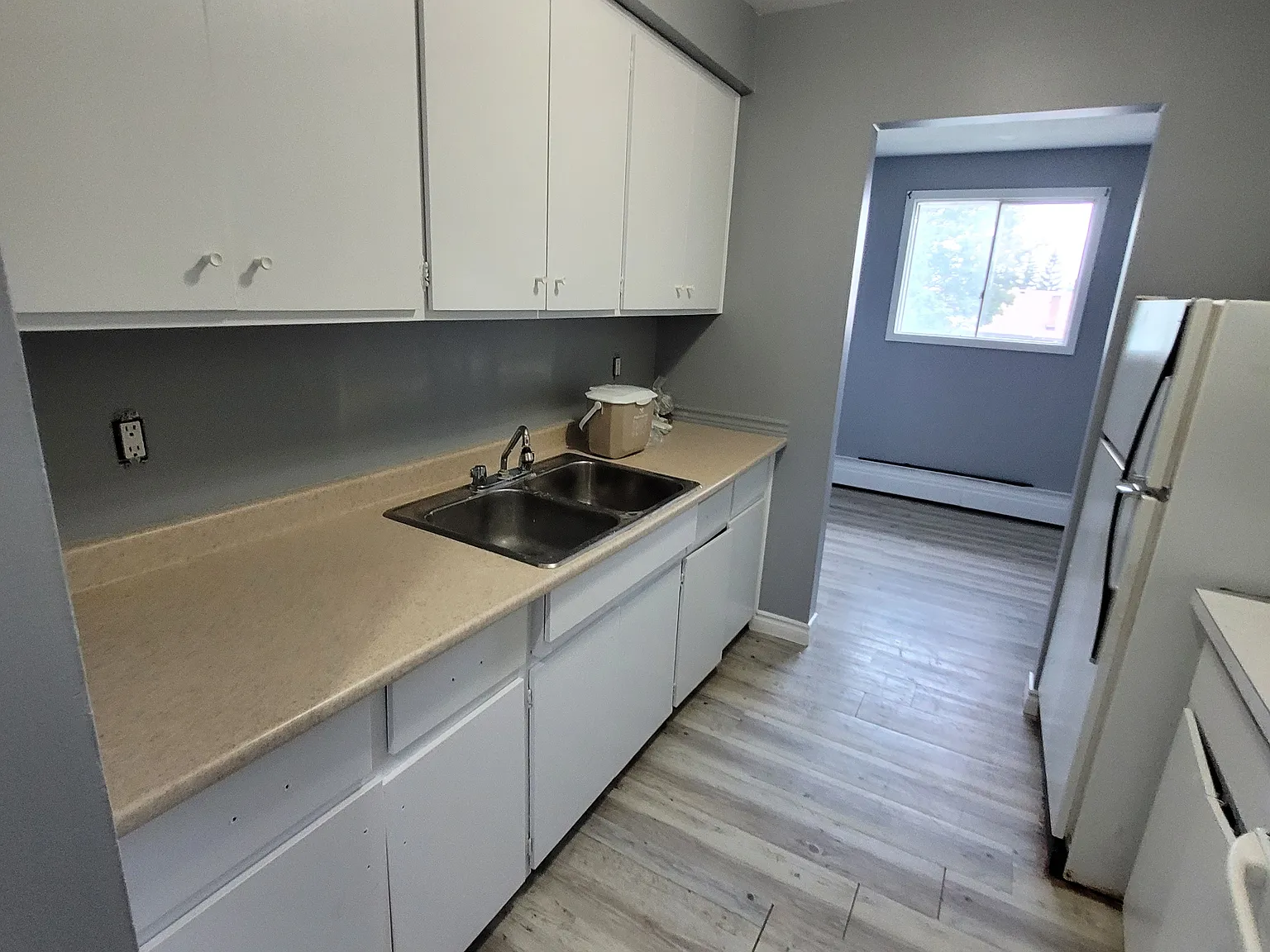 595 Silverbirch Road Waterloo — Photo 3