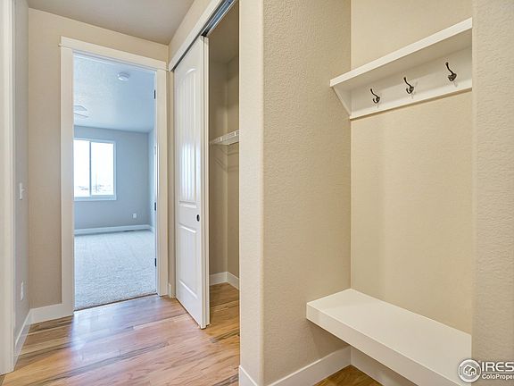 4th image of 813 Mt Sneffels Ave