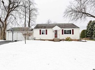 234 Middletown Rd, Waterford, NY 12188