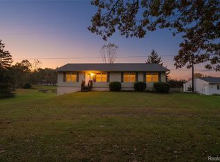 4599 Wheeler Rd, Fowlerville, MI 48836
