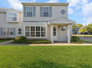 1841 Tanager Ct, Joliet, IL 60435