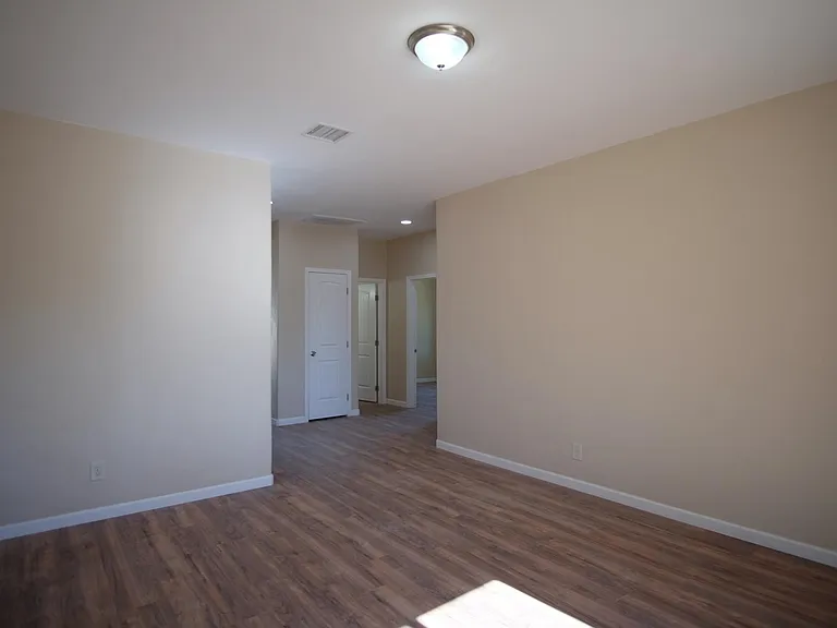 102 W District St #1 — Photo 5