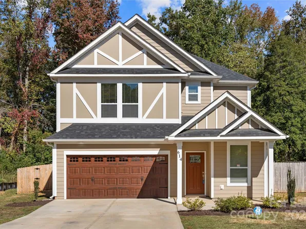614 Austin Dr, Charlotte, NC 28213