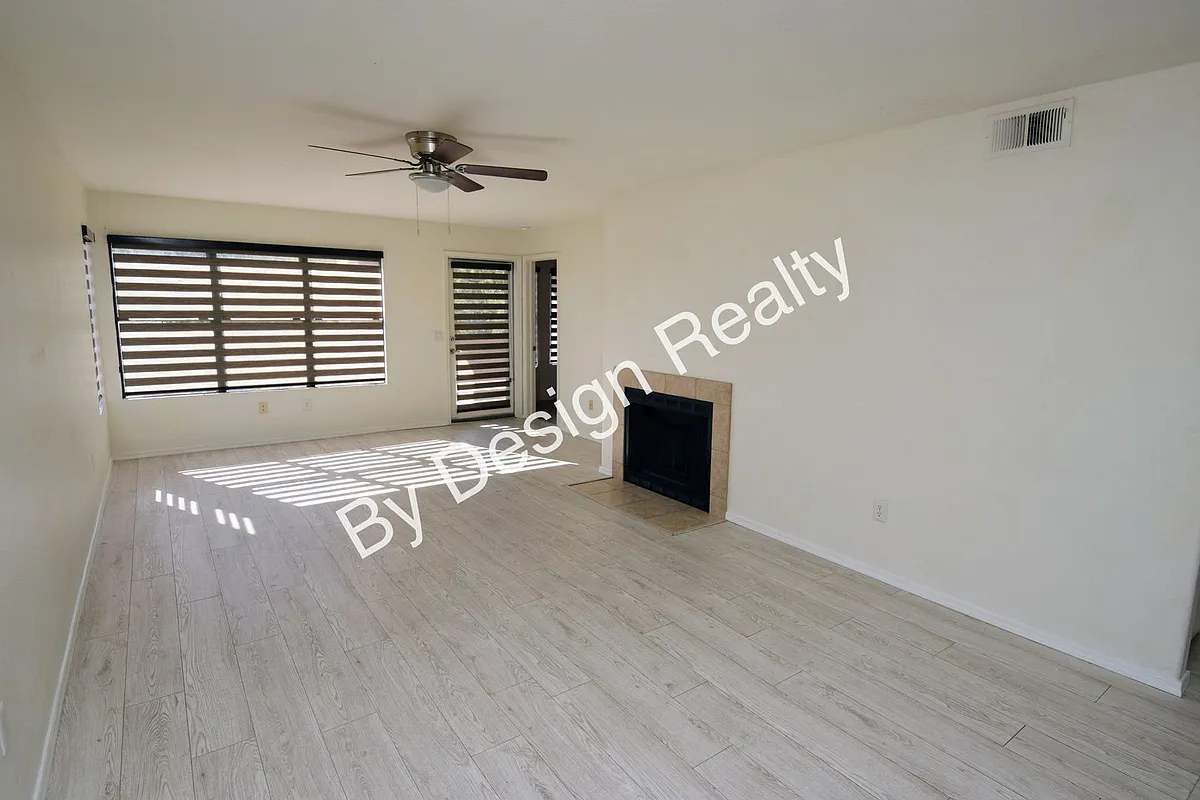 Building Photo - 5855 N Kolb Rd #11106