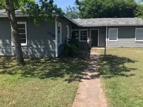 1736 Lynn Ln, Freeport, TX 77541