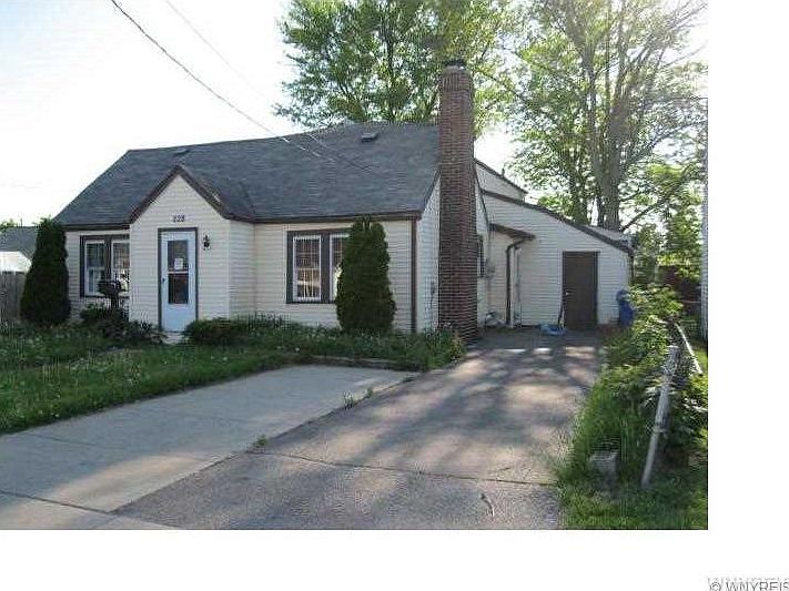 1st image of 228 Barnsdale Ave