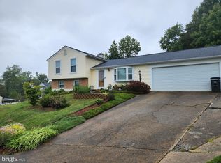 16853 Francis West Ln, Dumfries, VA 22026