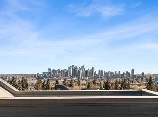 2525 N Sovereign Cres SW, Calgary, AB T3C 2M3