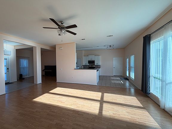 2nd image of 417 Hardwicke Ln