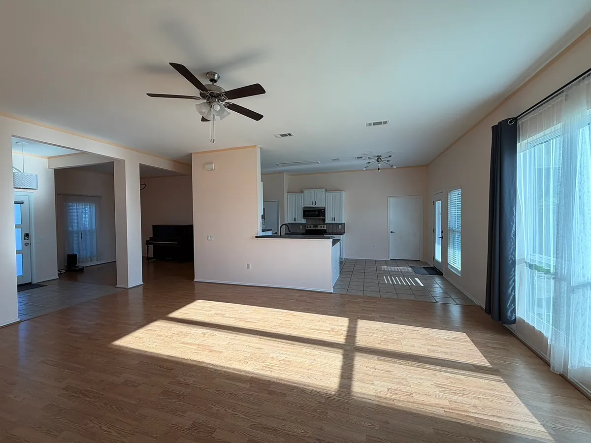 Building Photo - 417 Hardwicke Ln