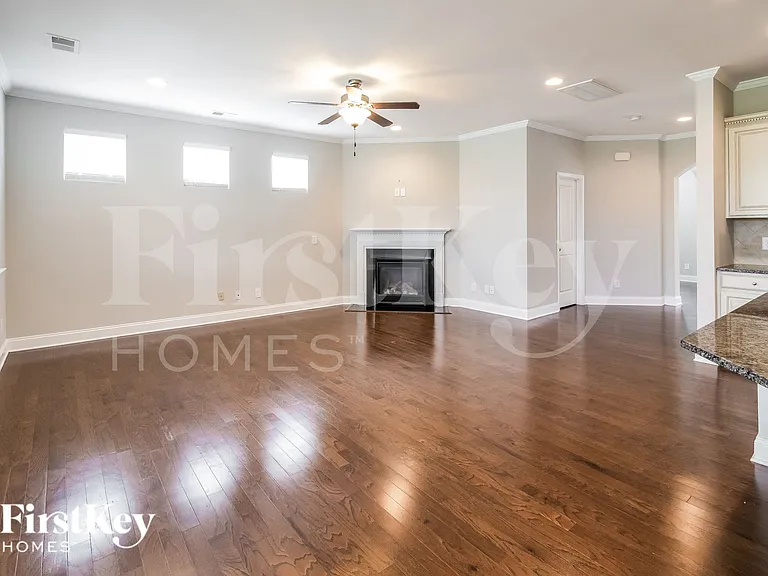 106 Yaupon Holly Cir — Photo 2