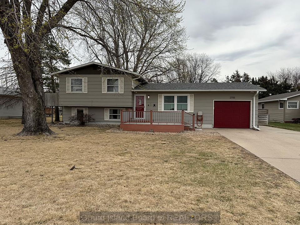 1st image of 2755 Saint Patrick Ave
