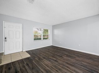 6501 N Himes Ave #205, Tampa, FL 33614