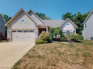 1964 Torrey Park Trl, Painesville, OH 44077