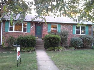 1105 Offutt Dr, Falls Church, VA 22046