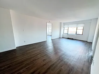 Rented by Manhattan Realty Group