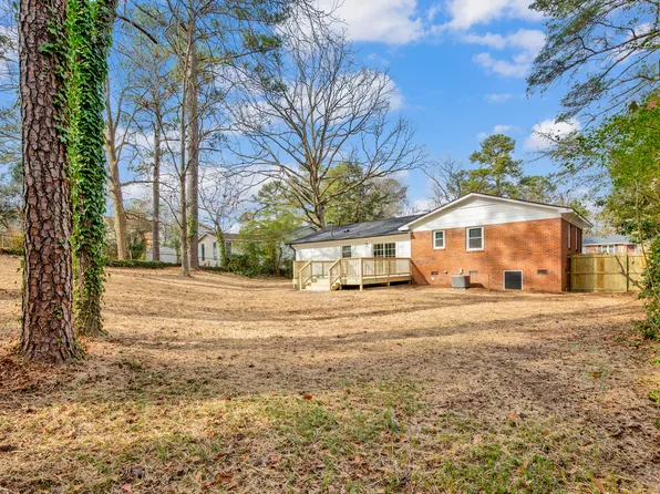 4635 Cheltenham Rd, Fayetteville, NC 28304