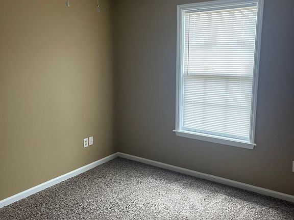 4th image of 303 Timothy Way APT 19