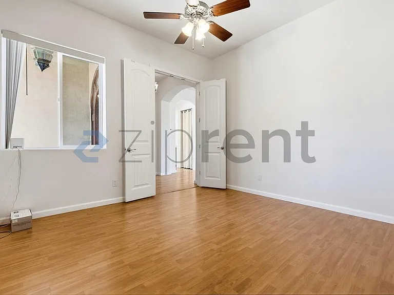Office / Bedroom 4