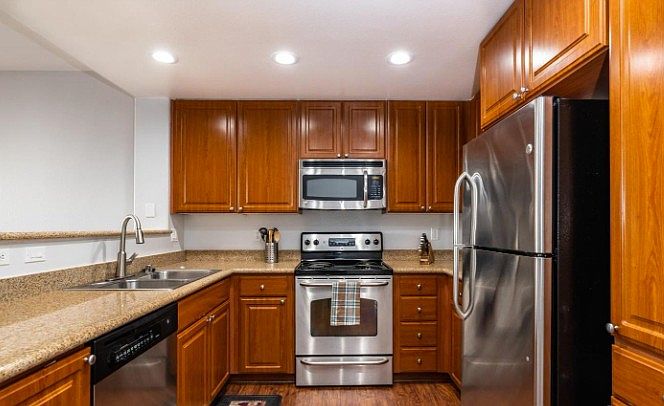 2nd image of 1883 Agnew Rd Unit 110