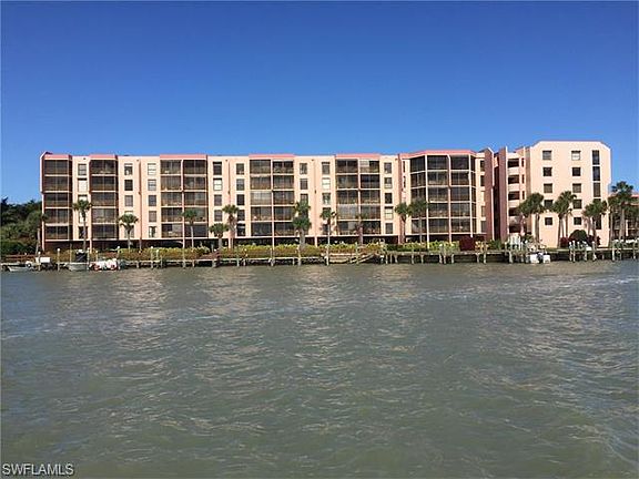 3rd image of 1085 Bald Eagle Dr Unit A310