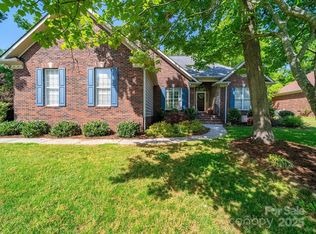 1257 Mill Race Ln, Matthews, NC 28104