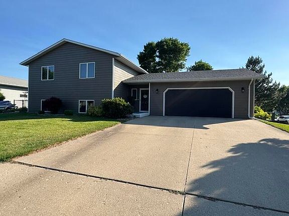 5th image of 1601 Flag Mountain Dr