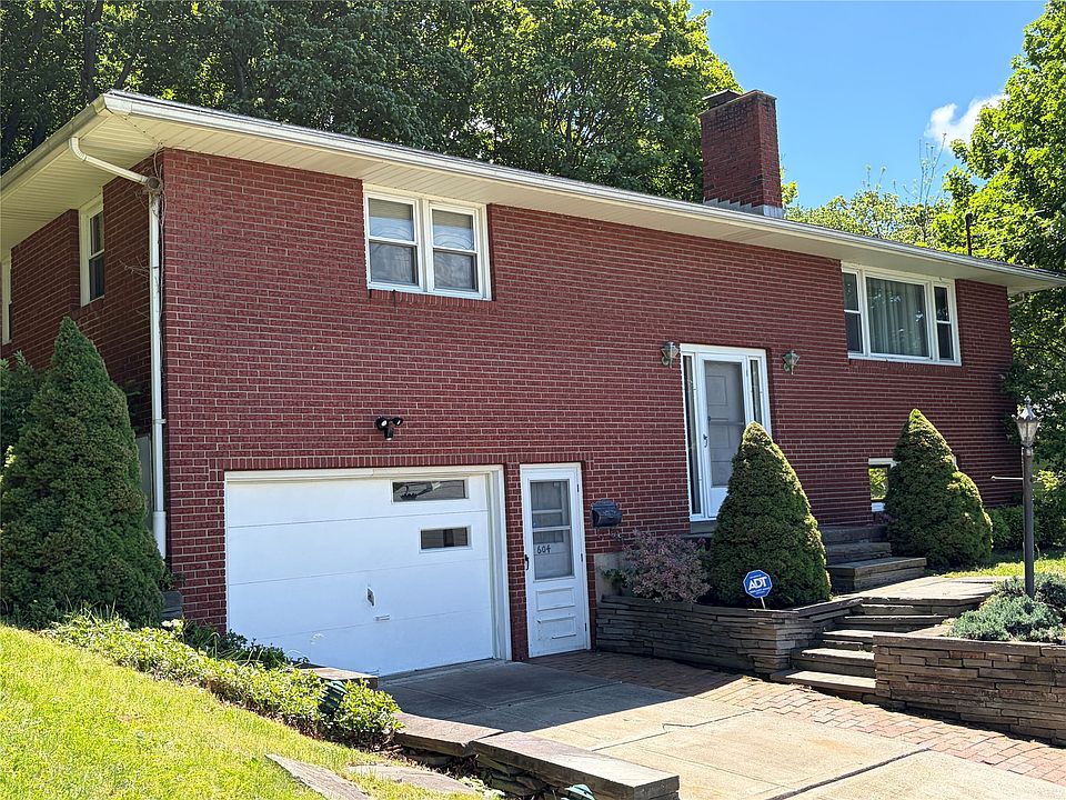 1st image of 604 Wilma St
