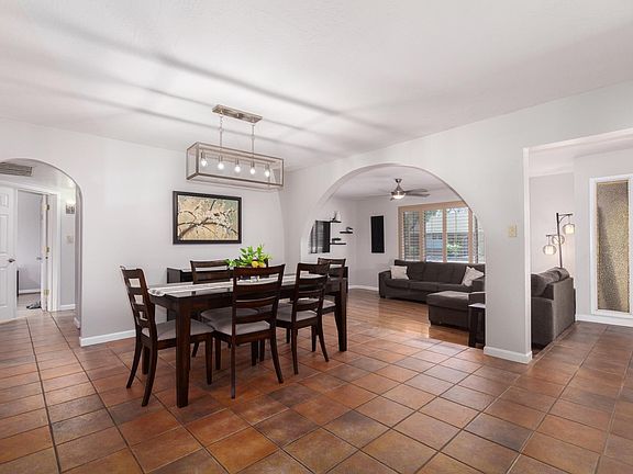 5th image of 1428 W Mendoza Ave