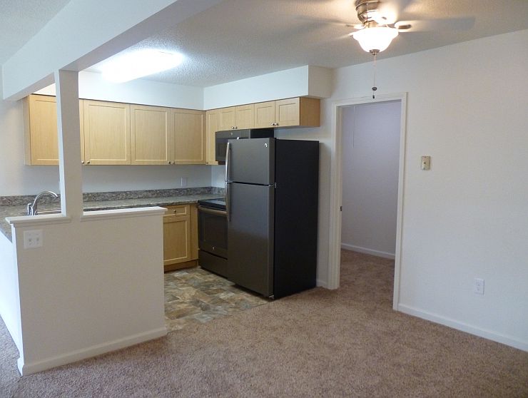 1st image of 890 N York Dr APT 5