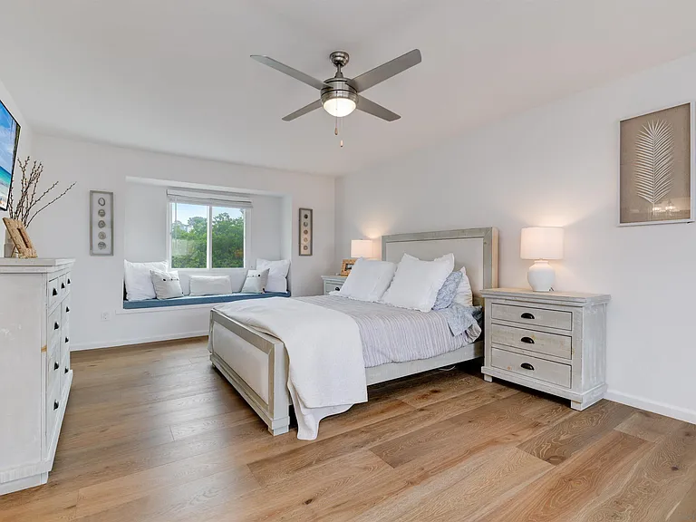 807 Highland Dr — Photo 15