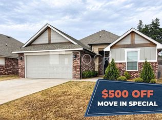 1113 Magnolia Dr, Noble, OK 73068