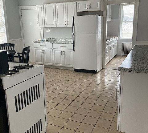 3rd image of 0 Osborn St #2