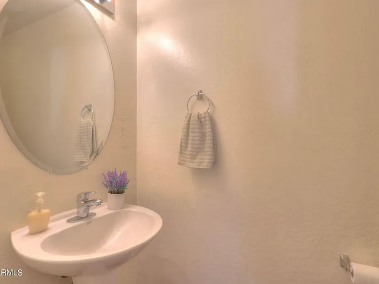 36576 W Nina St — Photo 11