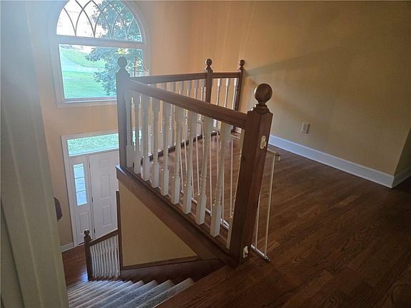4th image of 622 Plantation Dr