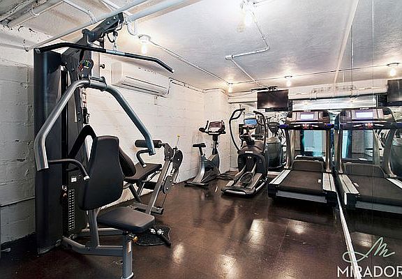 5th image of 116 Thompson St APT 2B