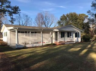 468 High School Rd, Teachey, NC 28464