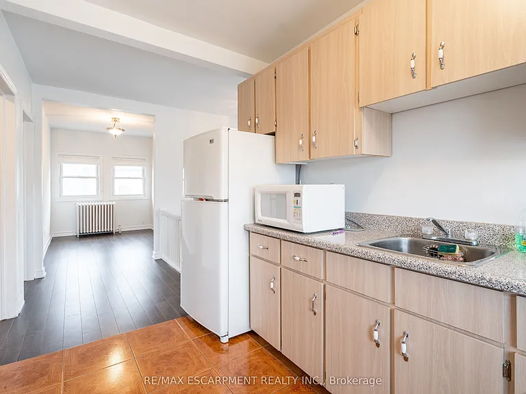 80 Saint Clair Ave #3 — Photo 5