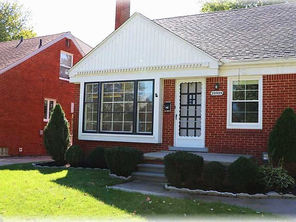 3rd image of 22928 Gaukler St