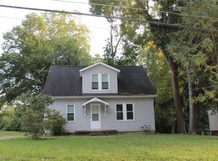 904 Spring St, Evansville, IL 62242